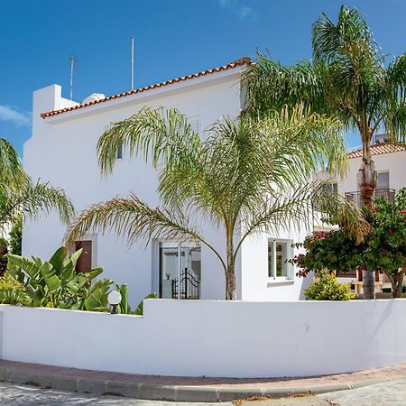 Villa Nova Protaras Exterior photo