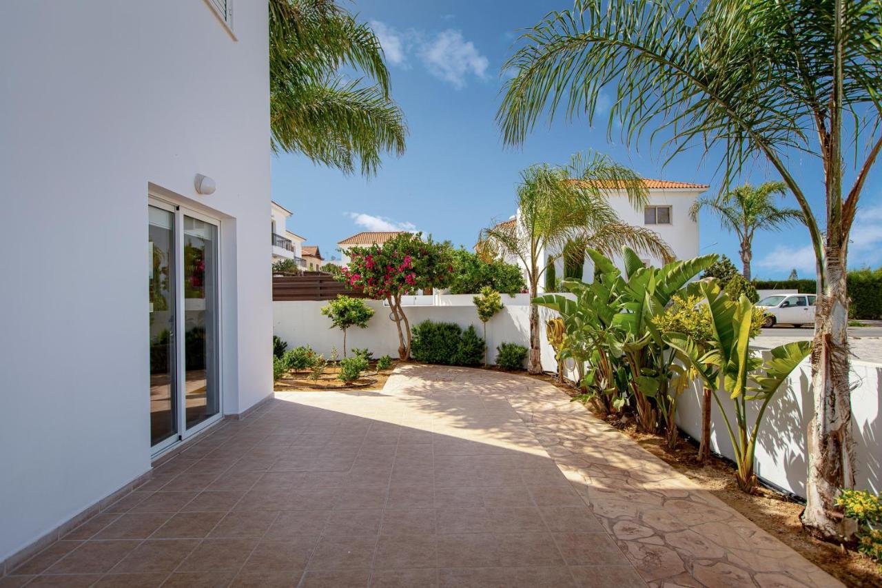 Villa Nova Protaras Exterior photo